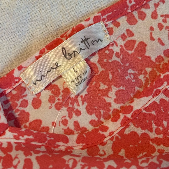 NWT Smocked Bottom Cropped Blouse - Picture 5 of 10